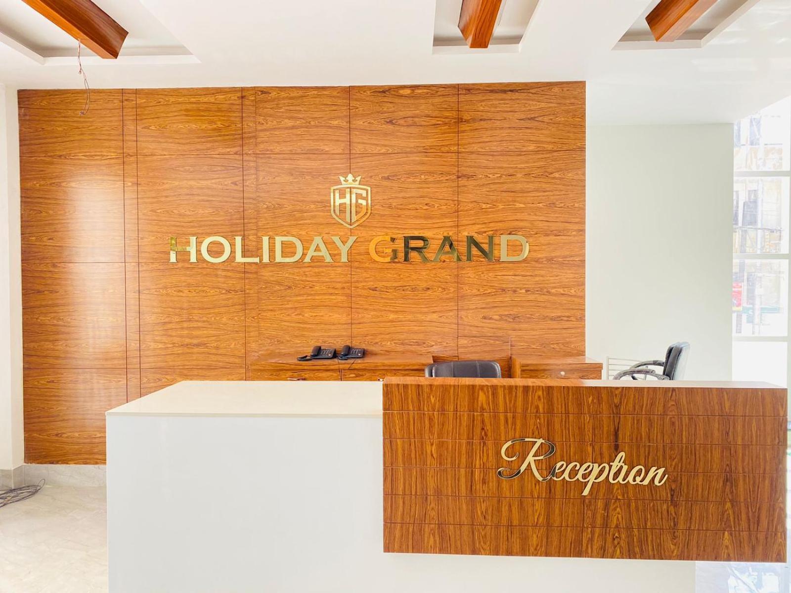 Hotel Holiday Grand Greater Noida Eksteriør bilde